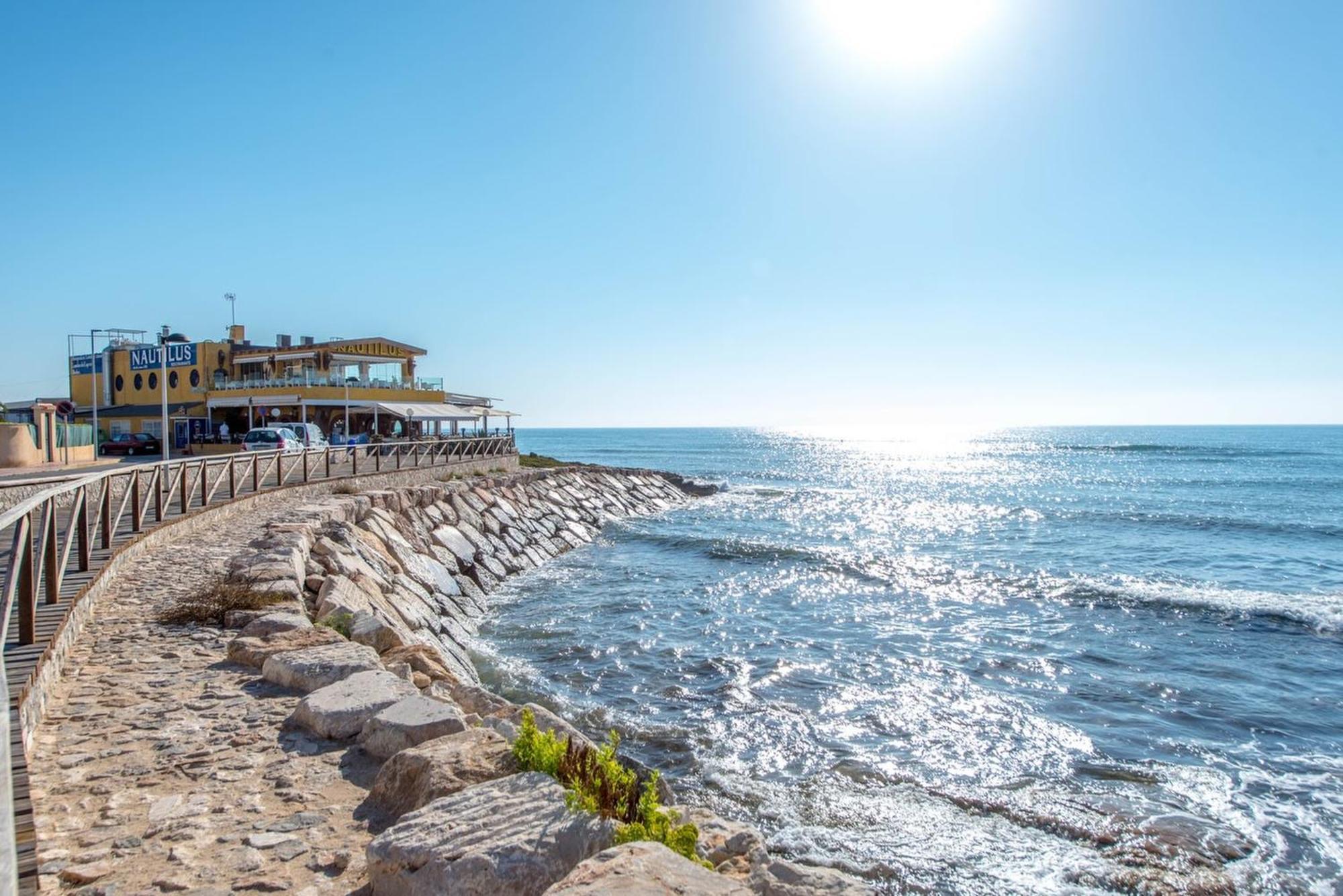 Punta Prima - Sun & Beach & Golf & Bike - Spanish South-Facing Terrace Apartment - La Recoleta - By The Sea Торевьиа Экстерьер фото